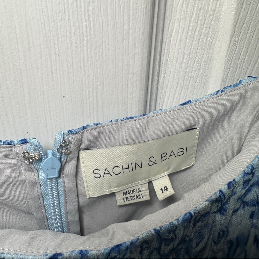 Sachin + Babi Rose Dress Dusty Blue Floral Print - Picture 6 of 10
